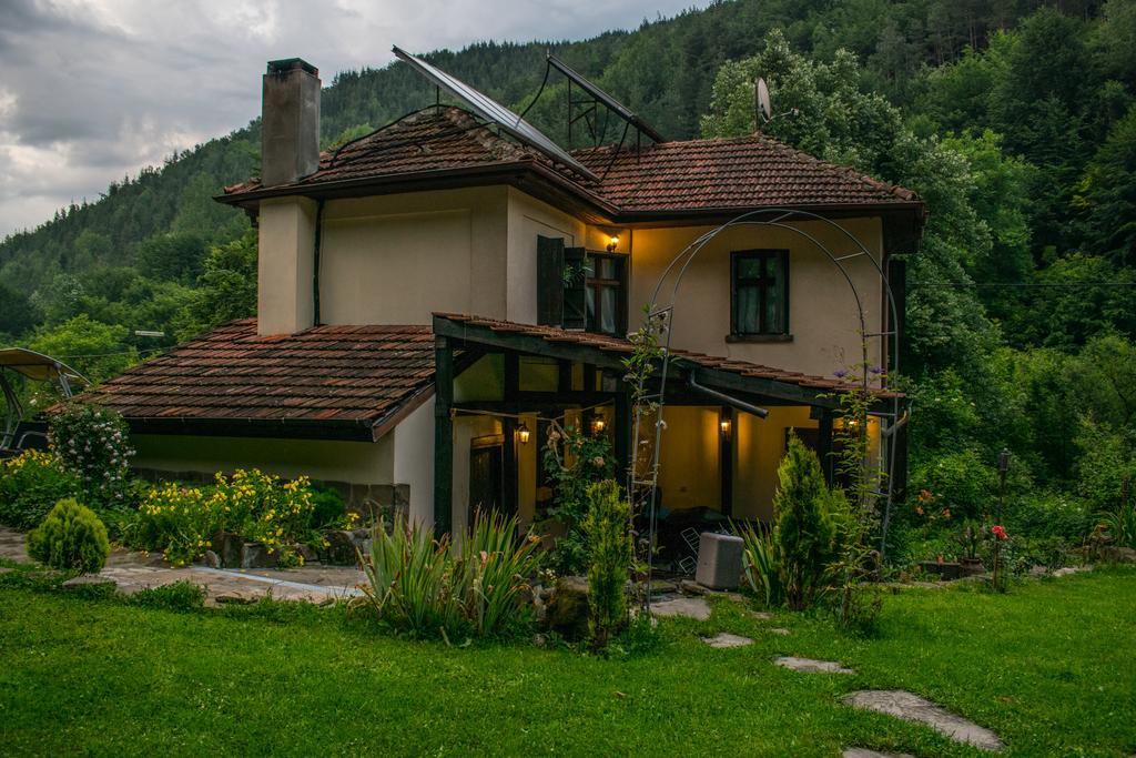 Guest House Verbena Apriltsi  Dış mekan fotoğraf